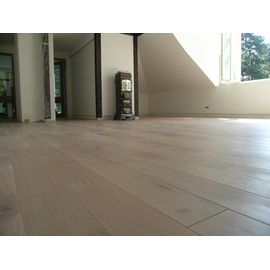 Solid Oak flooring, 20x120 x 500-2400 mm, Nature grade,filled, pre-sanded and Lime White oiled