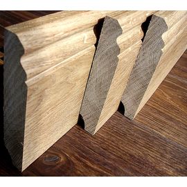 Solid Oak skirtings, historical profile of Hamburg, 20x110 mm, Nature-Rustic grade, oiled in color Walnut